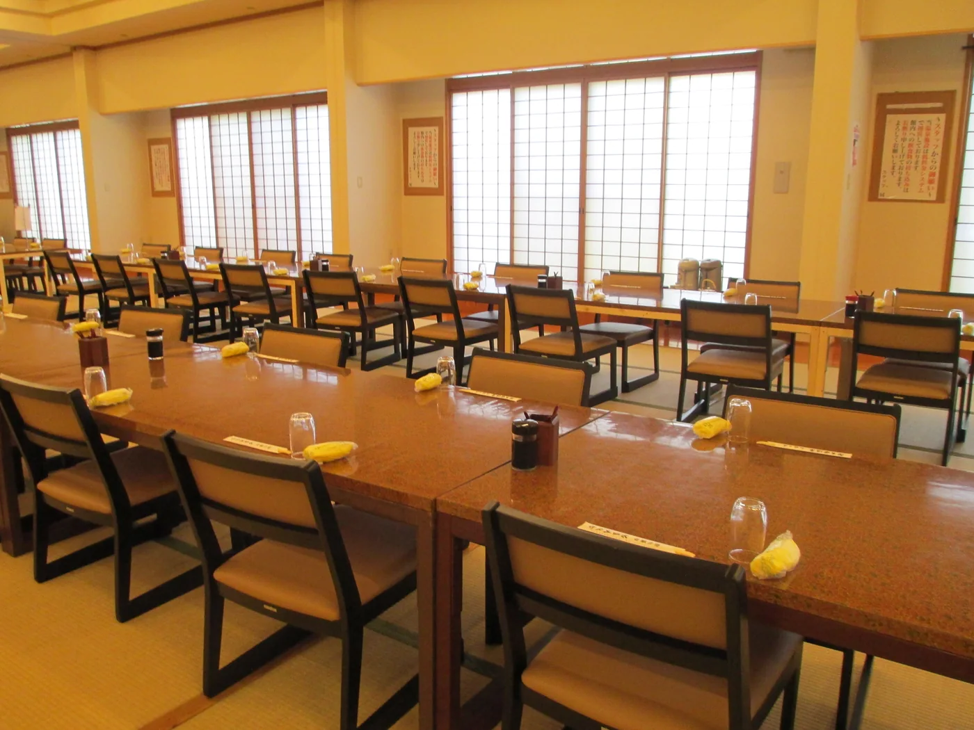卑弥呼乃湯のご宴会場(テーブル席)